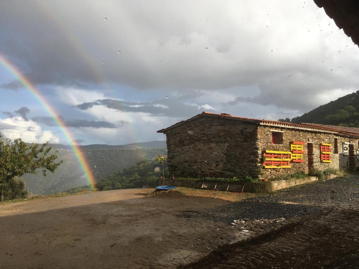 Mosteirinho Negreda Exteriér fotografie