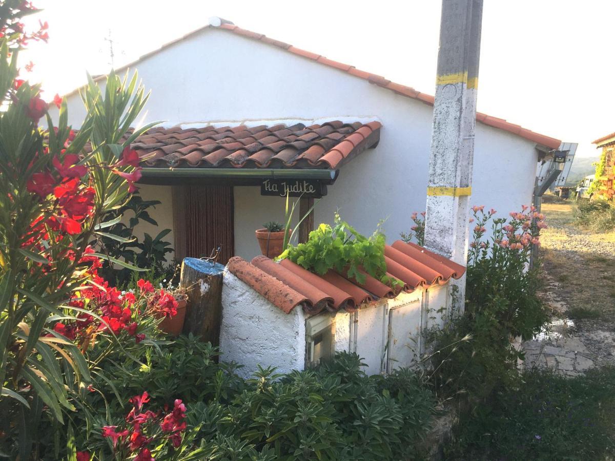 Mosteirinho Negreda Exteriér fotografie